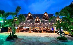 Arca Tayrona Restaurant & Hostal